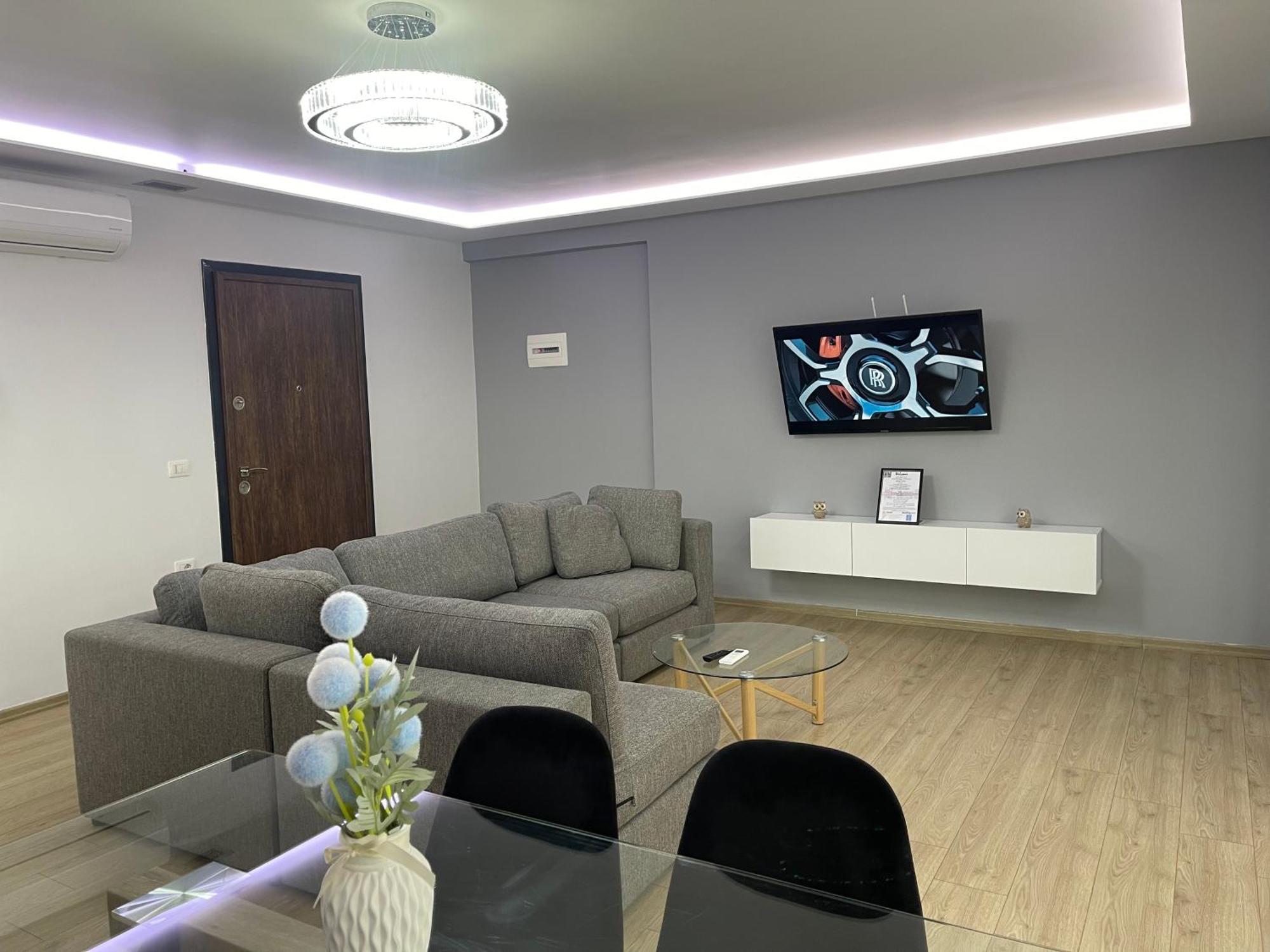 Appartement New Bazaar 2022 à Tirana Extérieur photo