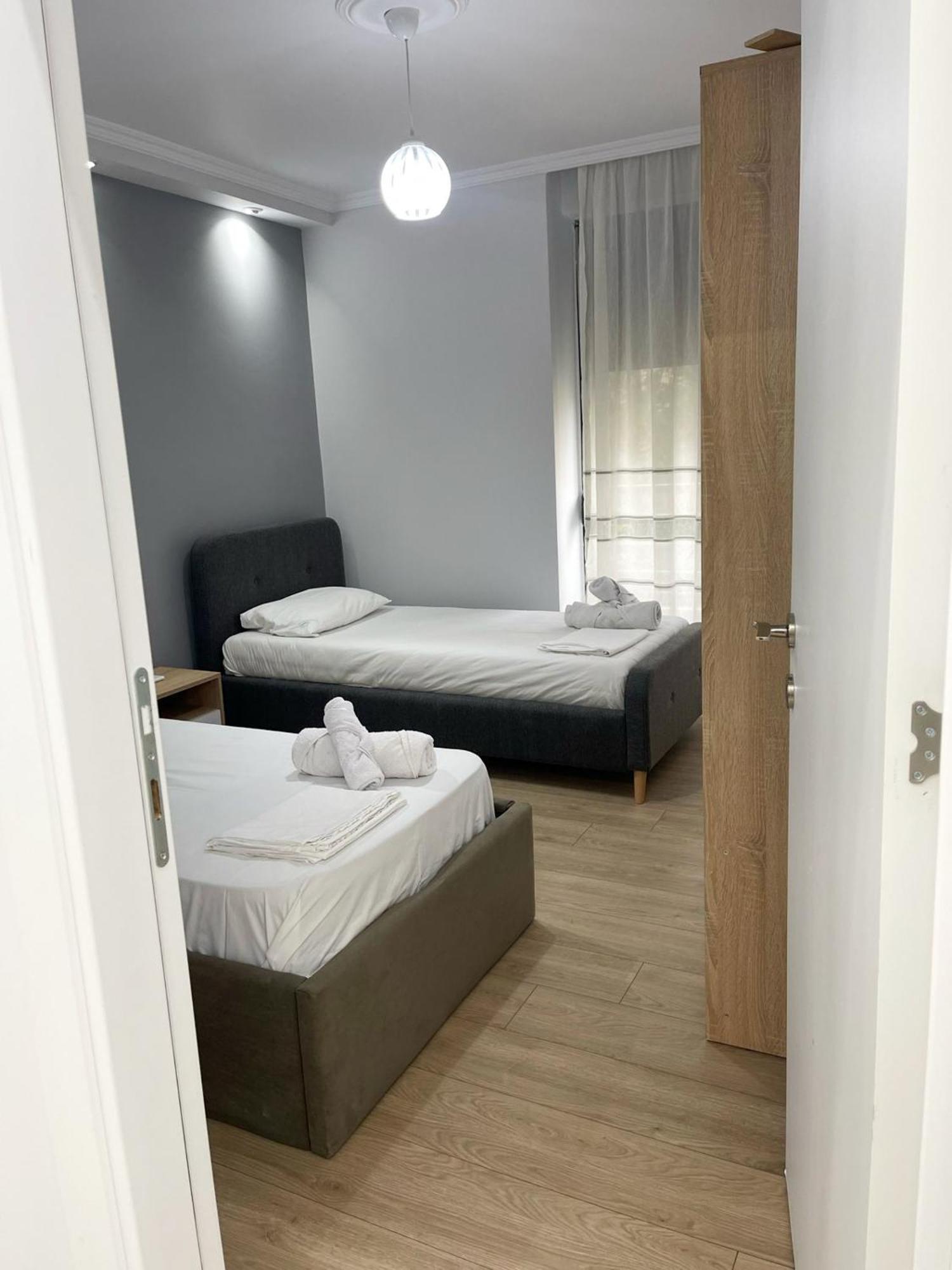 Appartement New Bazaar 2022 à Tirana Extérieur photo